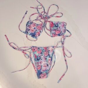 Pretty Little Thing bikini